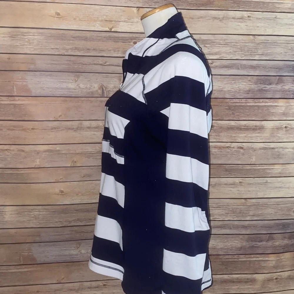 LuLuLemon Run Switch Back 1/2 Zip Size 12 - Picture 6 of 9